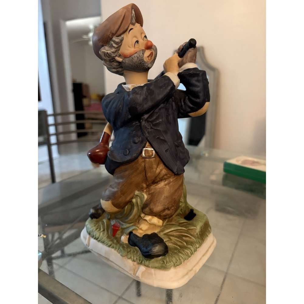 Melody In Motion Willie The Golfer Porcelain Music Box - FOR PARTS OR REPAIR
